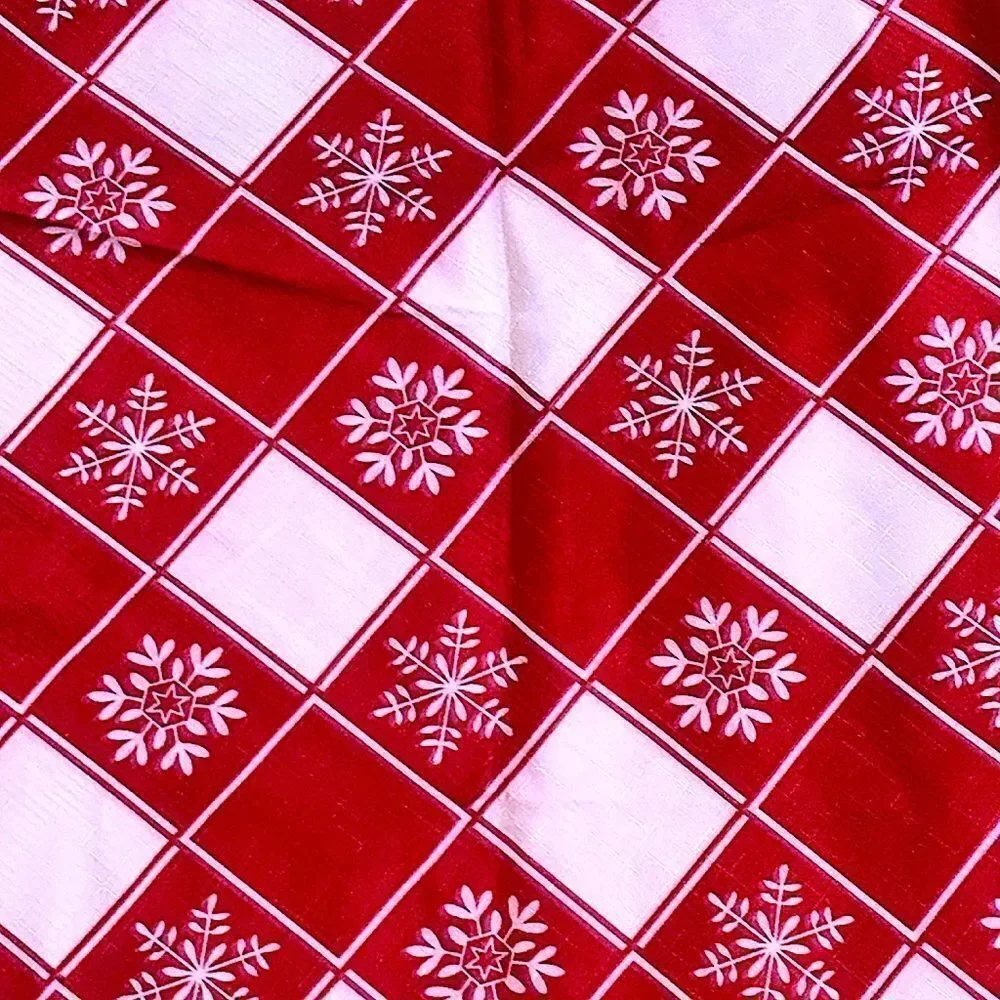 Snowflake 60” Round Tablecloth!